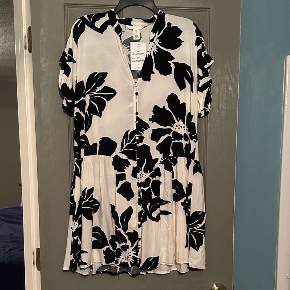 H&M Black and White Floral Mini Dress